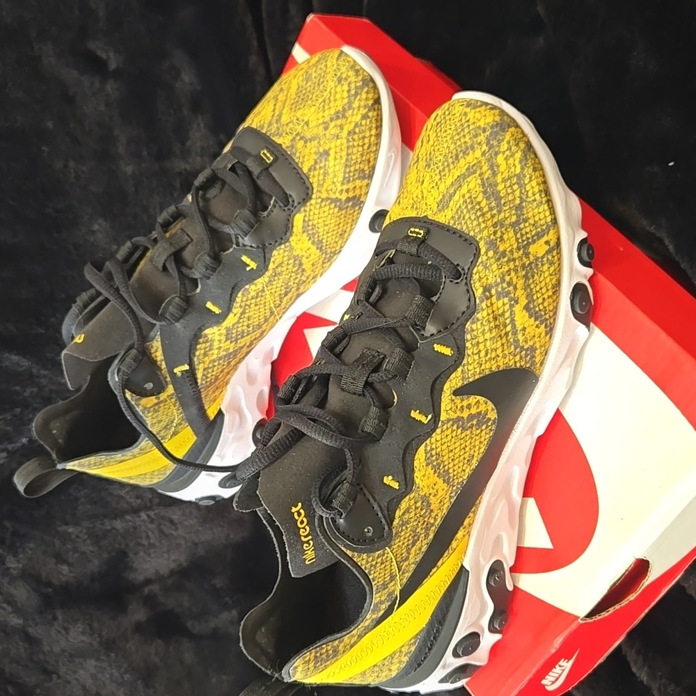 Nike React Black and Yellow Sneakers